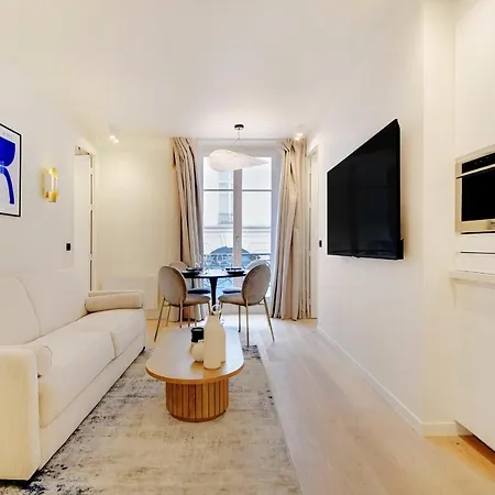Elegant - 2br 6p - Opera דירה