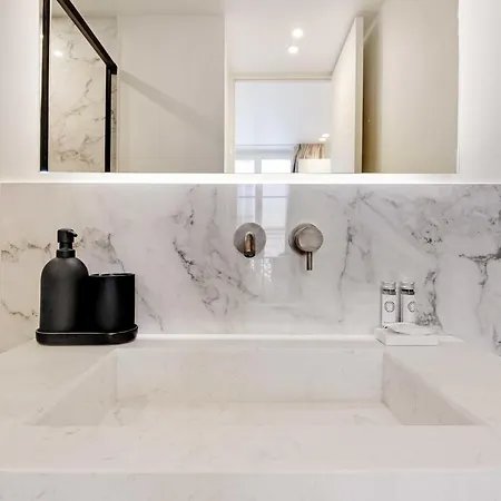 Elegant - 2br 6p - Opera