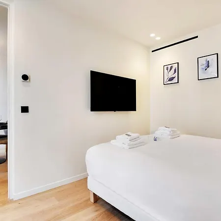 Elegant - 2br 6p - Opera Apartament *